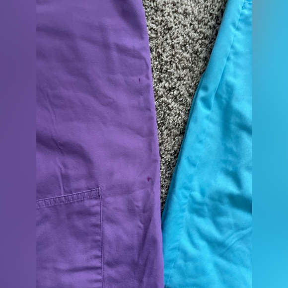 Dickies scrub set. 2 sets size small - Picture 4 of 9